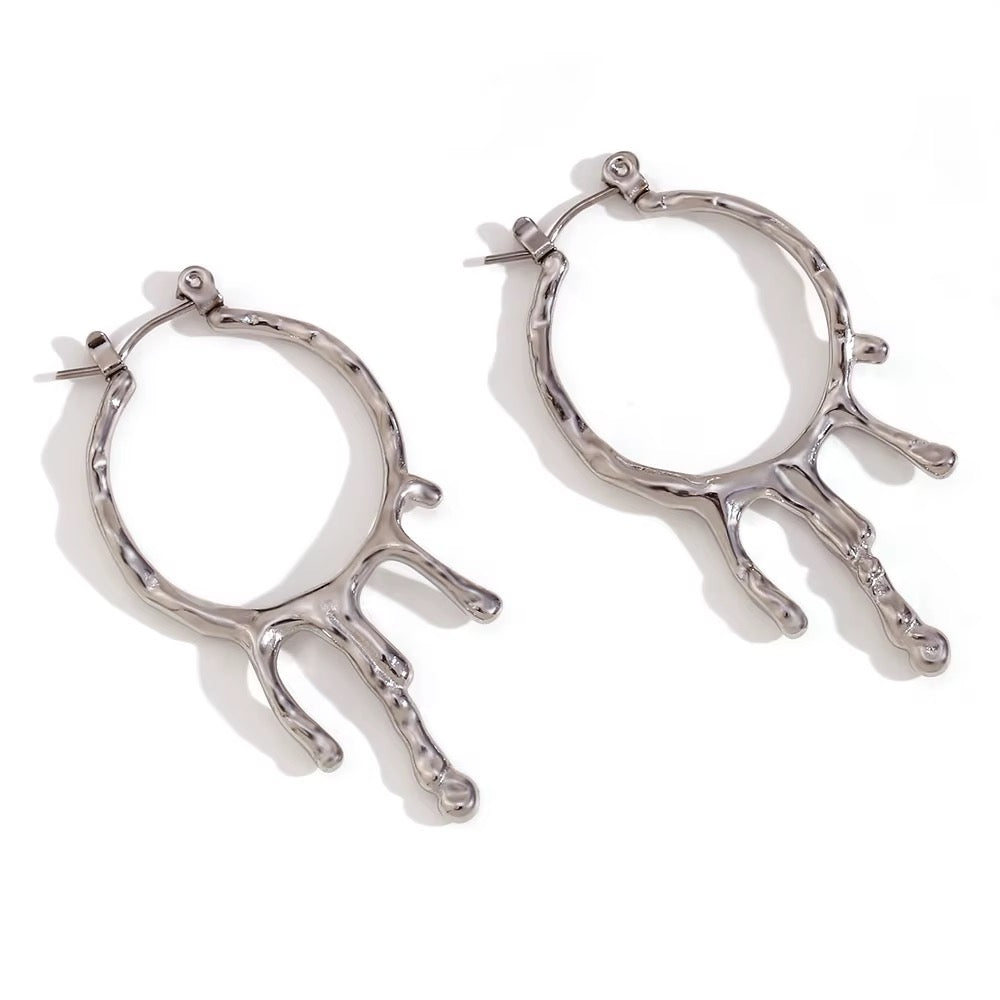 Pendientes Coulée